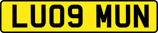 LU09MUN