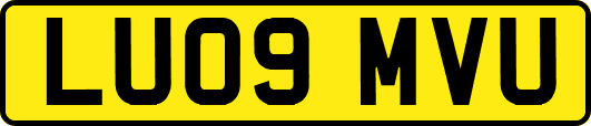 LU09MVU