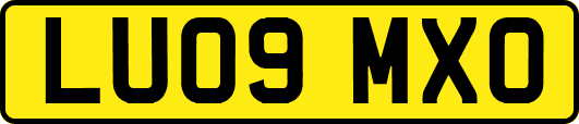 LU09MXO