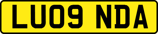 LU09NDA