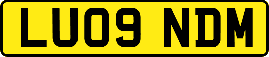 LU09NDM
