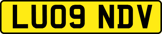 LU09NDV
