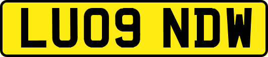 LU09NDW