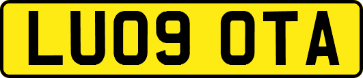 LU09OTA