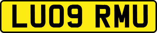 LU09RMU