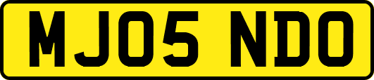 MJ05NDO