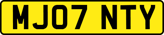 MJ07NTY
