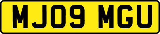 MJ09MGU