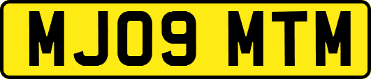 MJ09MTM