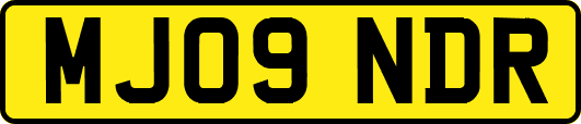 MJ09NDR