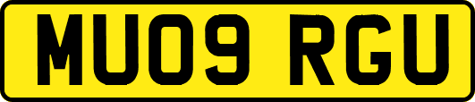 MU09RGU