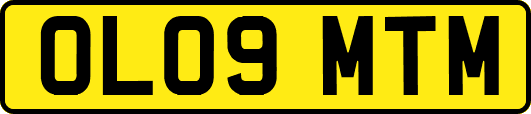 OL09MTM