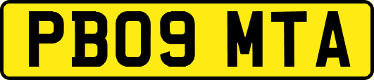PB09MTA