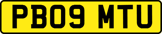 PB09MTU