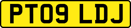 PT09LDJ