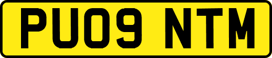 PU09NTM