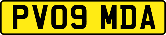 PV09MDA