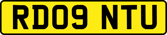RD09NTU