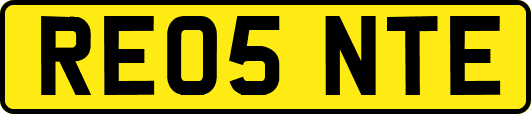 RE05NTE