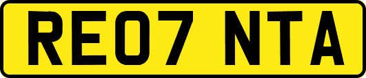 RE07NTA