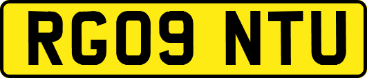 RG09NTU
