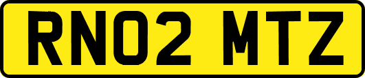 RN02MTZ