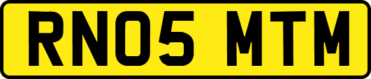 RN05MTM
