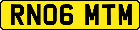 RN06MTM