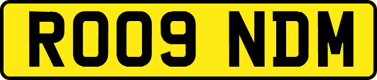 RO09NDM