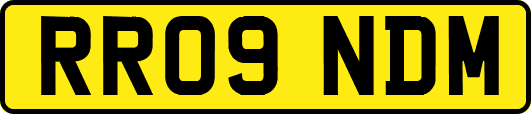 RR09NDM