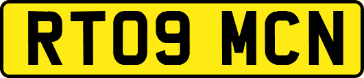 RT09MCN