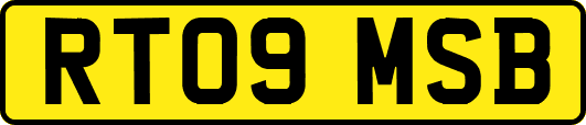 RT09MSB