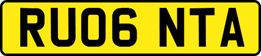 RU06NTA