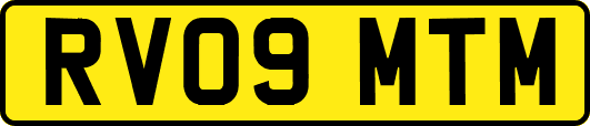 RV09MTM