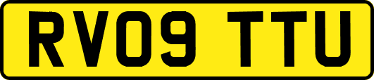 RV09TTU