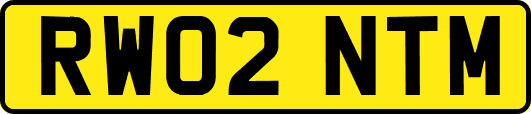 RW02NTM