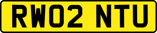 RW02NTU