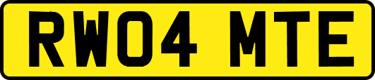 RW04MTE