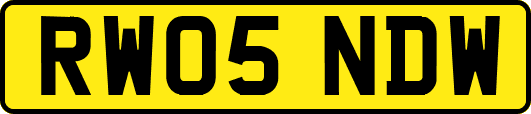 RW05NDW