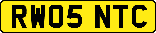 RW05NTC