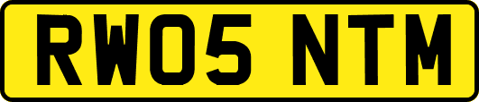 RW05NTM