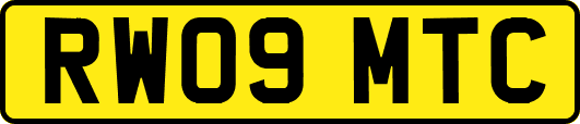 RW09MTC