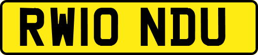 RW10NDU