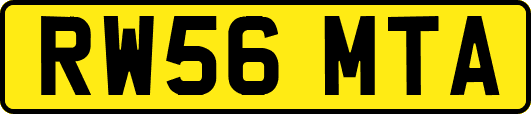 RW56MTA
