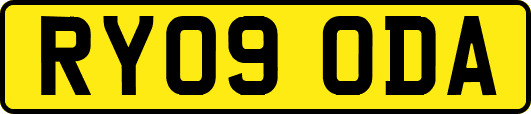 RY09ODA