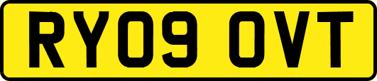 RY09OVT