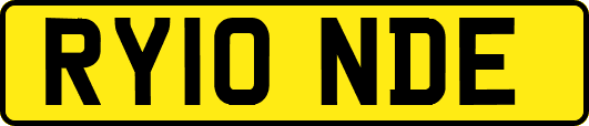 RY10NDE
