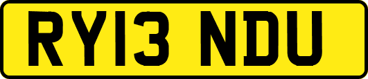 RY13NDU