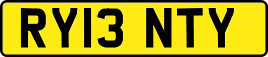 RY13NTY
