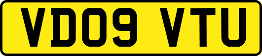 VD09VTU